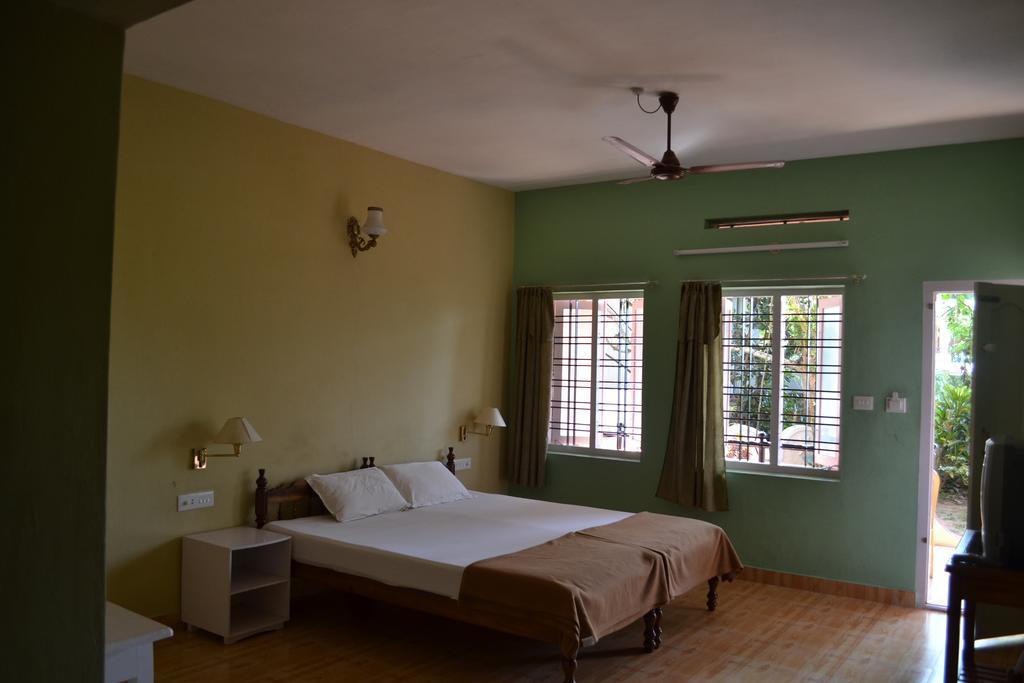 Kerala House Apartment เทกคาดี ภายนอก รูปภาพ