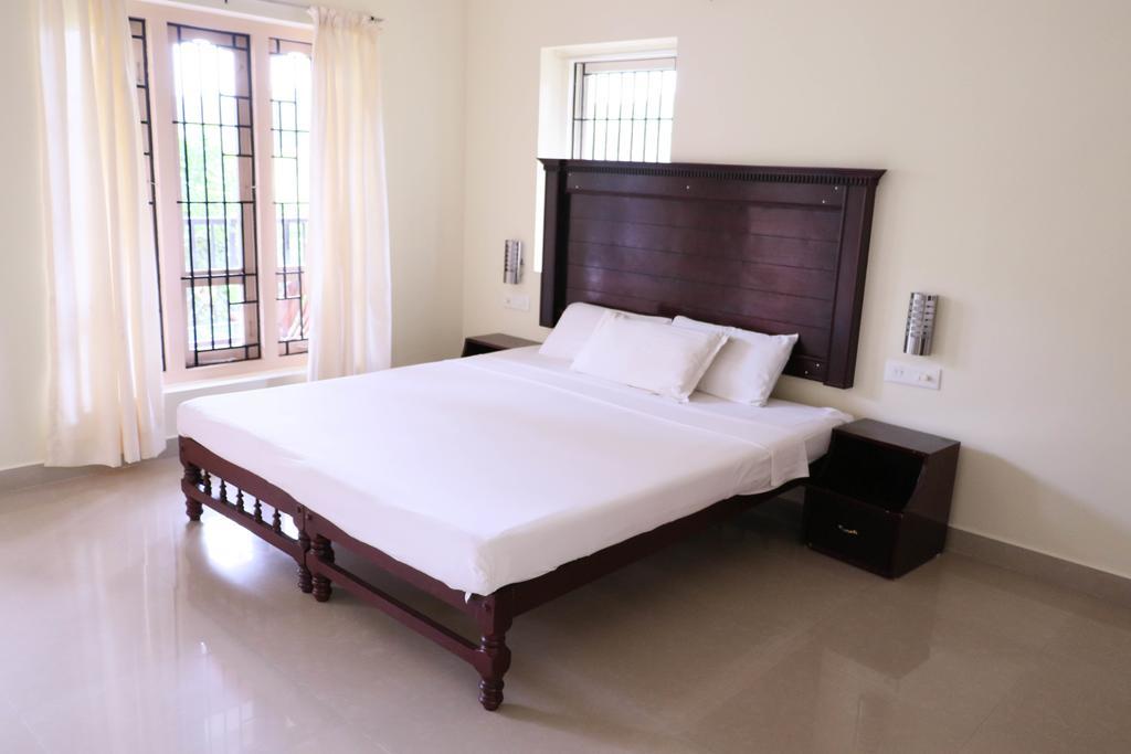 Kerala House Apartment เทกคาดี ภายนอก รูปภาพ