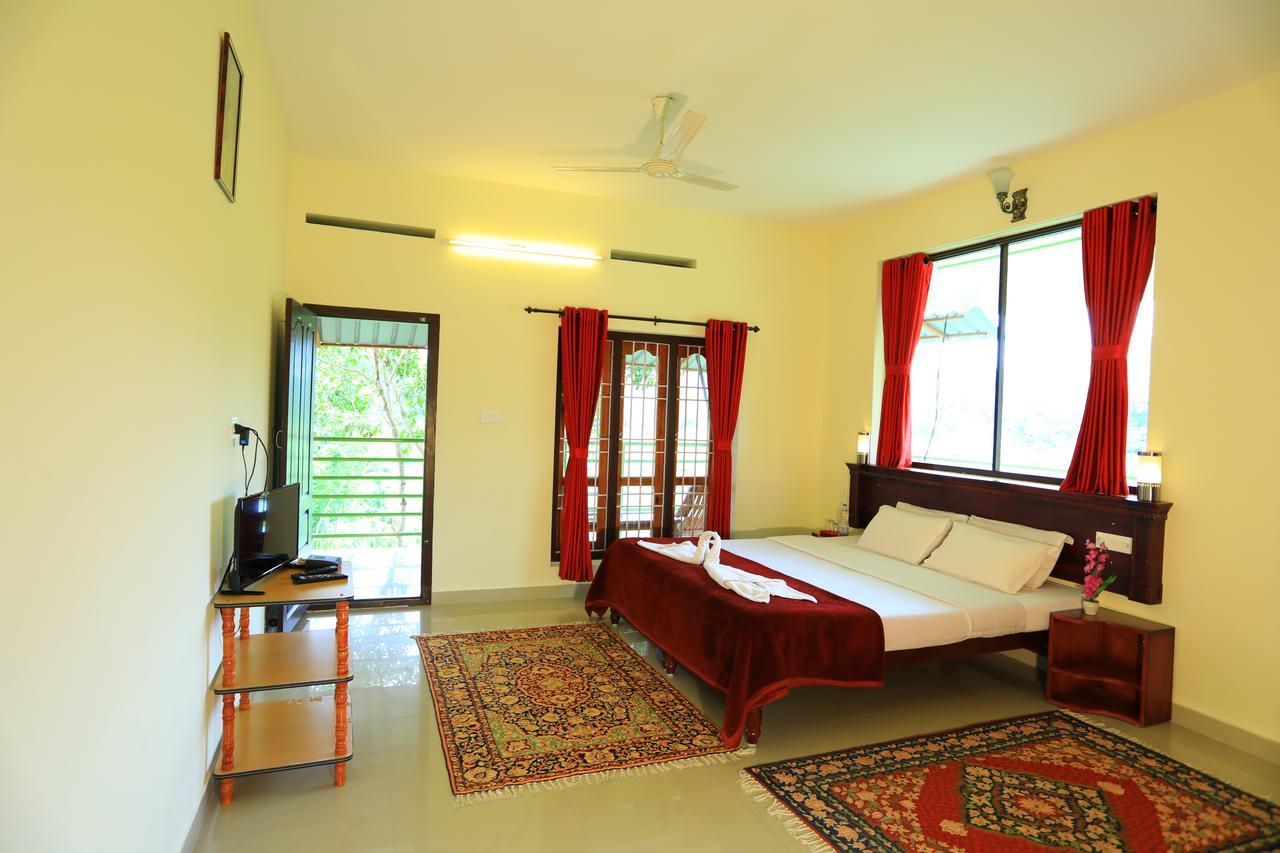 Kerala House Apartment เทกคาดี ภายนอก รูปภาพ